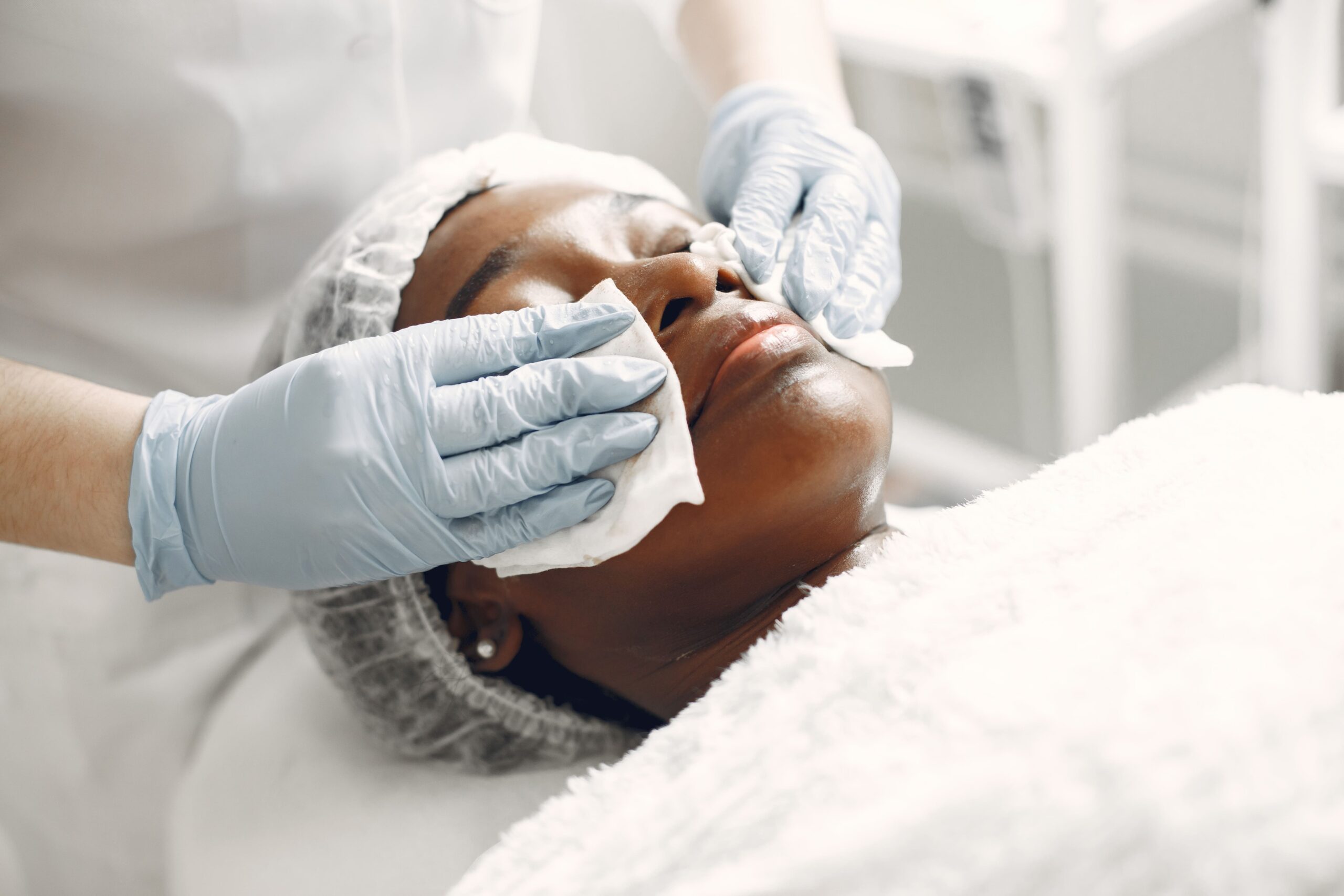 5 signs that skin lacks moisture
