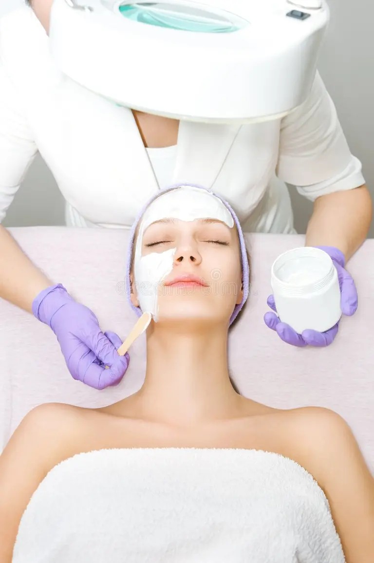 SKINSENSE RESTORING FACIAL - Image 1